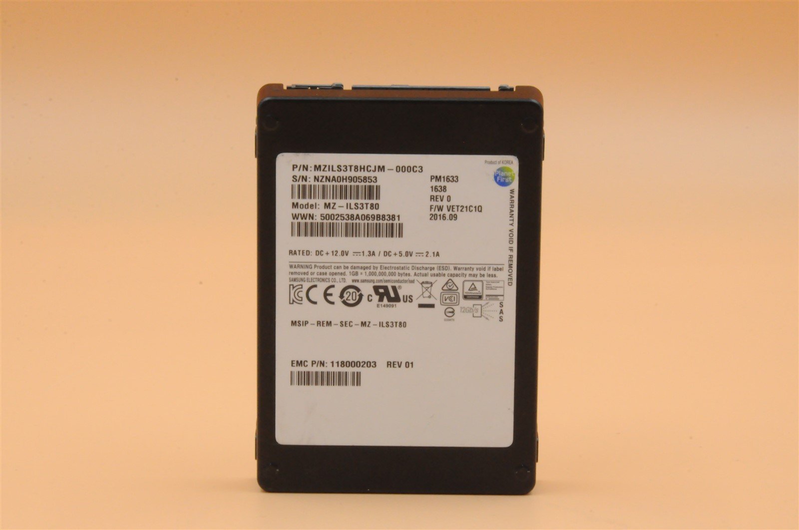 005051749 MZ-ILS3T80 MZILS3T8HCJM-000C3 PM1633 EMC 3.84TB 12G 2.5" SAS TLC SSD W/O TRAY