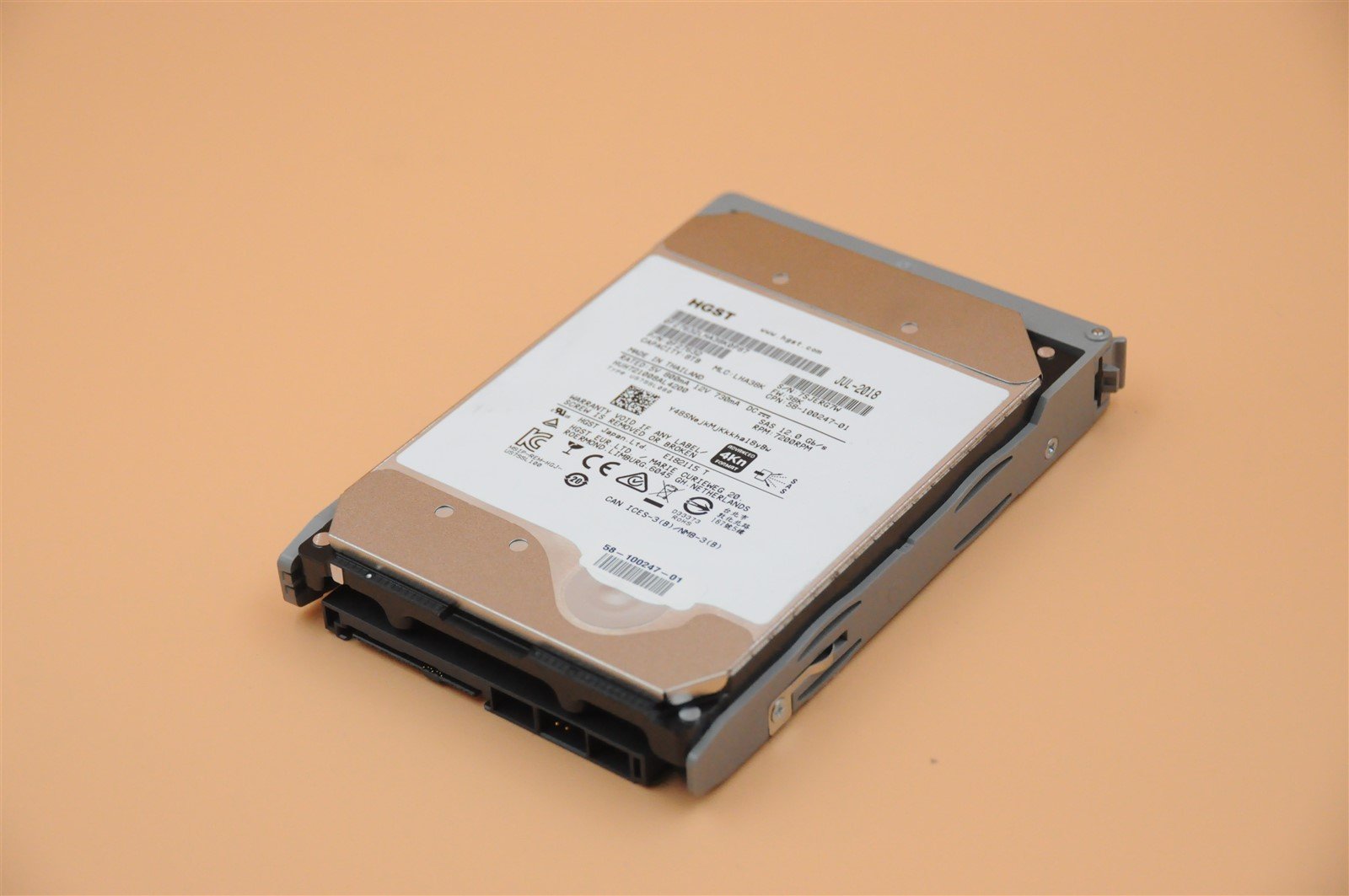 UCS-S3260-HD8TB/8TB HUH721008AL4200 CISCO 8TB 7.2K 12G 3.5" SAS 4KN HARD DRIVE